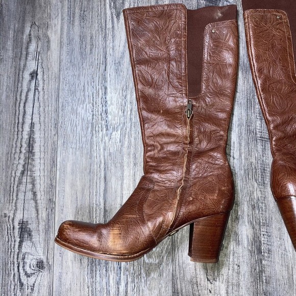 UGG Brown Heeled Boots - Picture 10 of 12